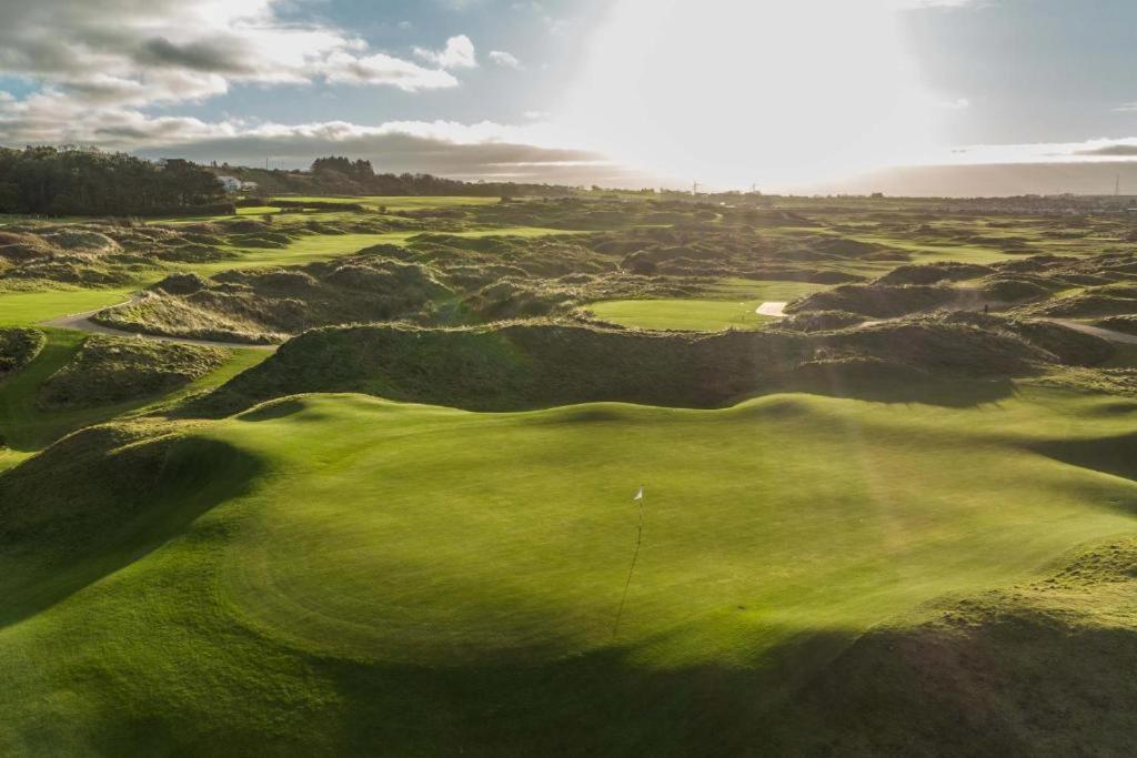 4 Golf Terrace - Portrush By The Sea Lägenhet Exteriör bild